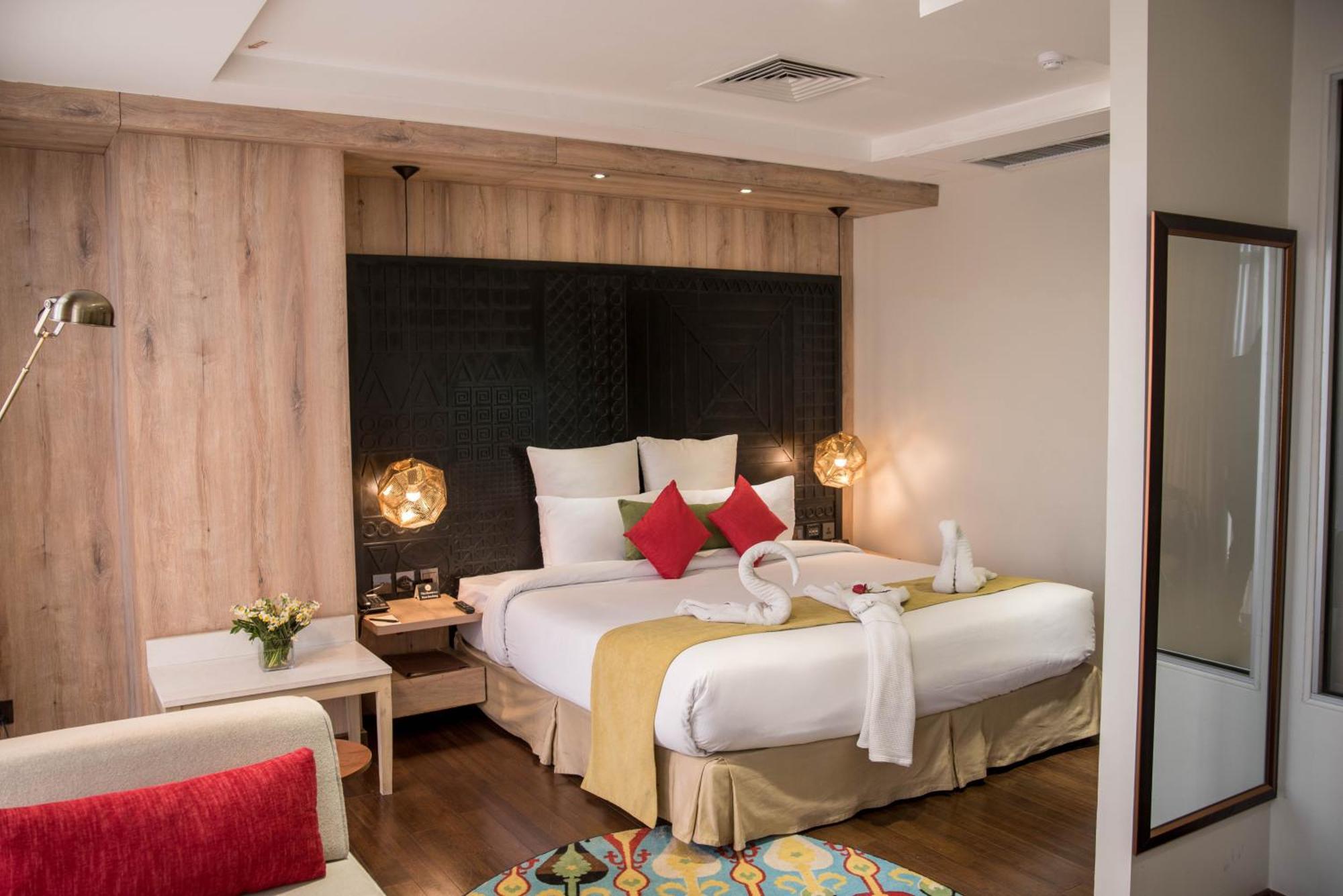 Hotel Dgates Lahaur Zewnętrze zdjęcie