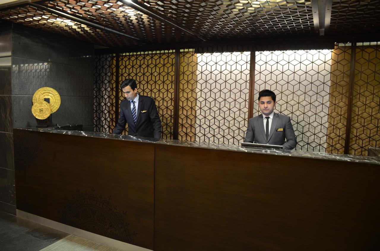 Hotel Dgates Lahaur Zewnętrze zdjęcie